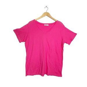 Zenana Women's V-Neck Short Sleeve Tee Shirt in Dark Pink - Sz L
